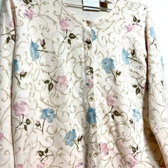 Liz Claiborne Floral Knit Sweater Size L. Calm Soft Pattern Like New Comfortable - Picture 3 of 8